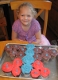 Ver - Audrey a los 5 años con su torta de mariquita